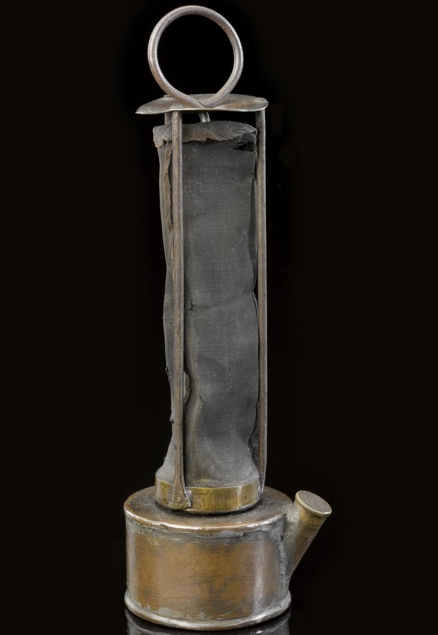safety lamp fr use in coal mines
