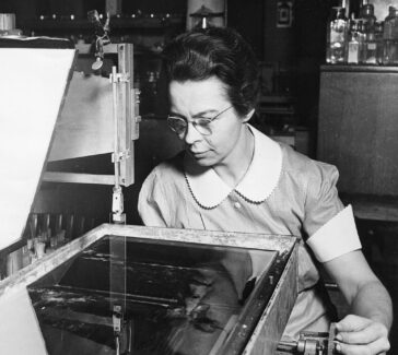 Katherin Blodgett at General Electric Research Laboratories, 1938.