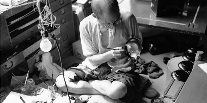 A Japanese lacquer artisan working in 1948