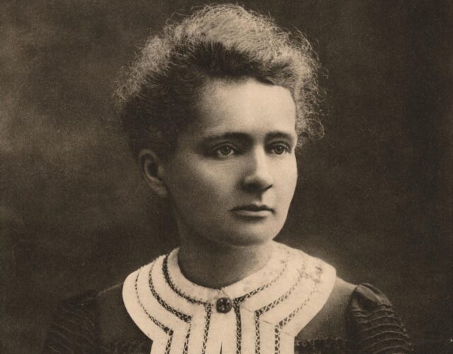 marie curie short biography
