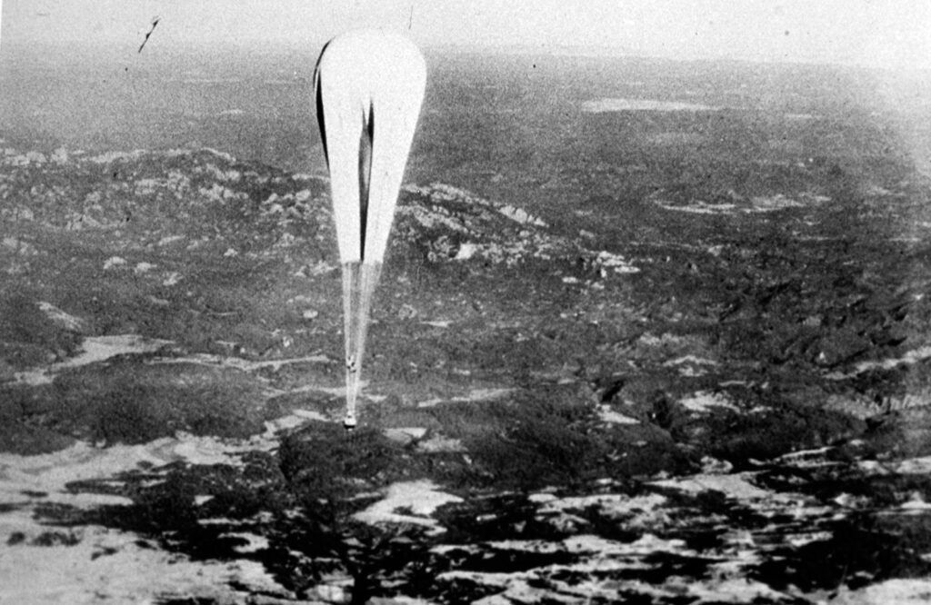 Photo of balloon in flight