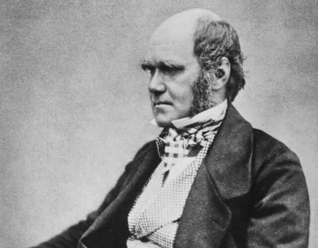 Black and white photograph of Charles Darwin.