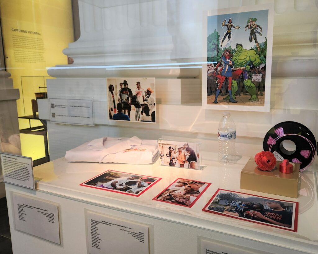 museum display case