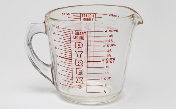 Pyrex 1-Quart Liquid Measuring Cup