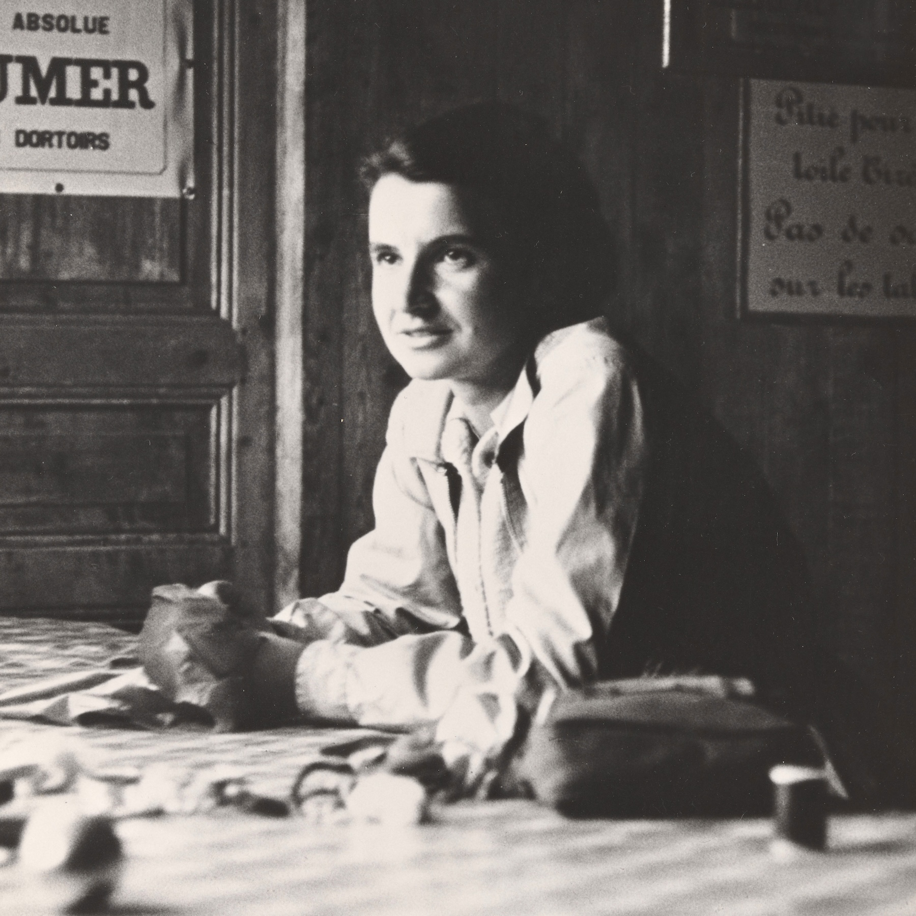 Photograph of Rosalind Franklin in Paris, 1950.