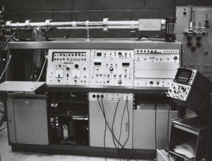 Bendix MA-2 Time-of-Flight Mass Spectrometer, 1960s.