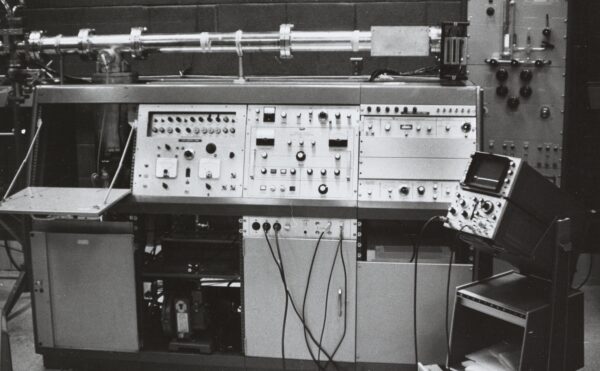 Bendix MA-2 Time-of-Flight Mass Spectrometer, 1960s.
