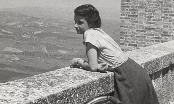 Rosalind Franklin in Tuscany, Italy, 1950.
