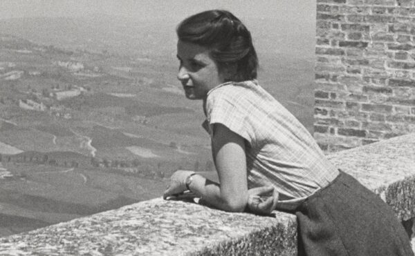 Rosalind Franklin in Tuscany, Italy, 1950.