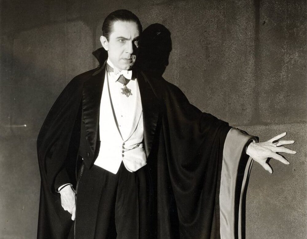 1931 movie still of Dracula