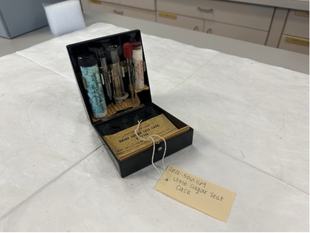 Urine sugar test case manufactured by Eli Lilly and Company, ca. mid-20th century.